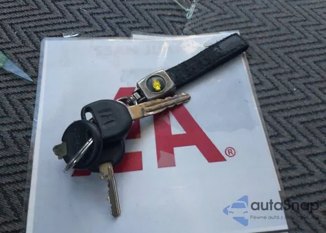 1997 Honda Cr-V from USA, damaged, VIN JHLRD1858VC036013